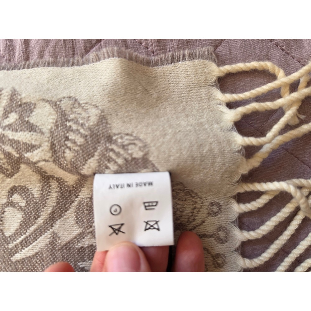 Cecchi e Cecchi Italy Wool
2 sided Baroque Pastel Luxury Throw Shawl Scarf - Picture 5 of 8